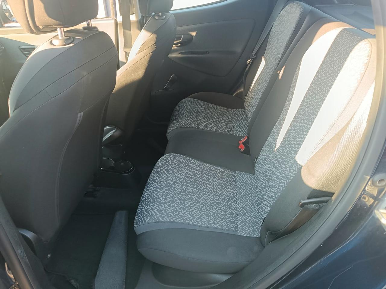 Lancia Ypsilon 1.2 69 CV 5 porte S&S Platinum