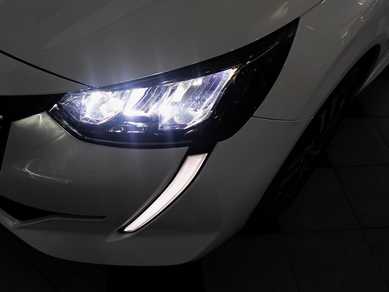 Peugeot 208 1.2 PureTECH 100 CV EAT8 ALLURE PACK