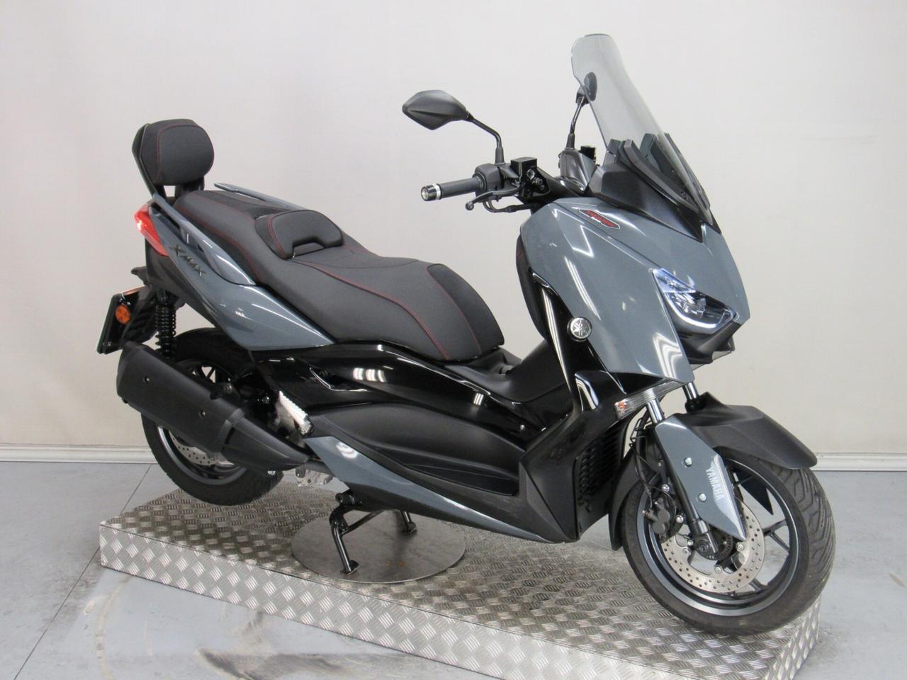 Yamaha X-Max 300 ABS TECH MAX POWER GREY
