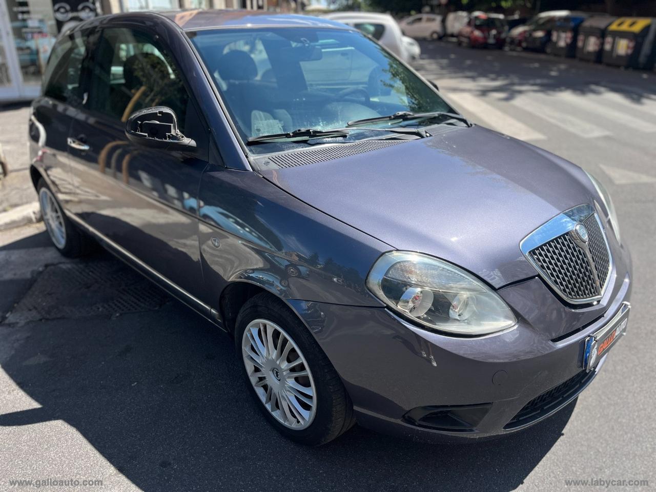 LANCIA Ypsilon 1.2 69 CV Platinum