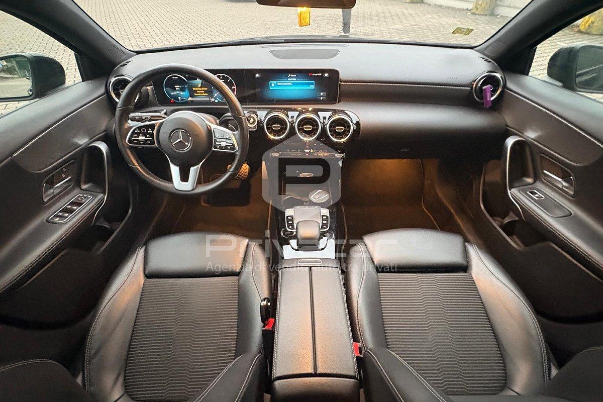 MERCEDES A 180 d Automatic Executive