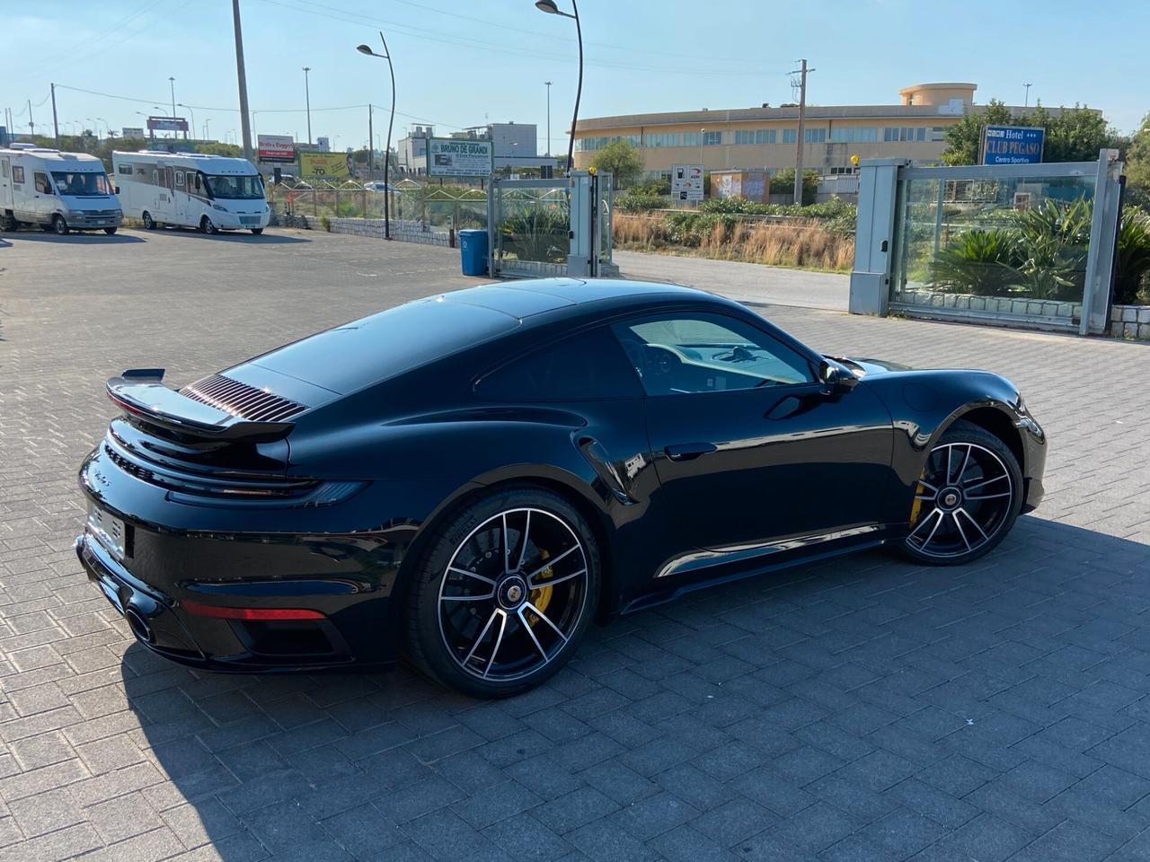 Porsche 911 992 Coupe 3.8 Turbo S auto
