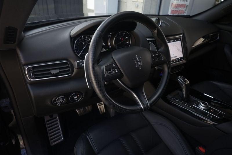 Maserati Levante Maserati Levante 3.0 V6 350cv GranLusso Q4 auto 257KW ANNO 2021