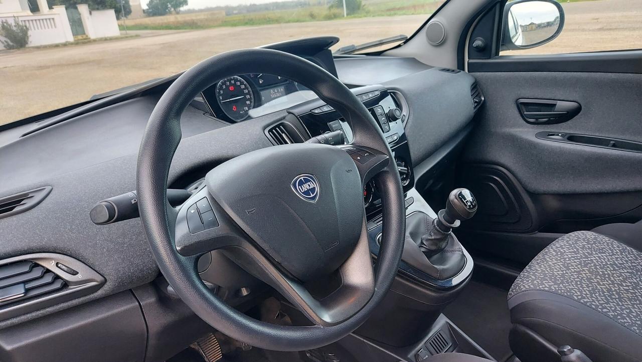 LANCIA YPSILON 1.0 Hibrid 70cv 5P Ecochic 2021