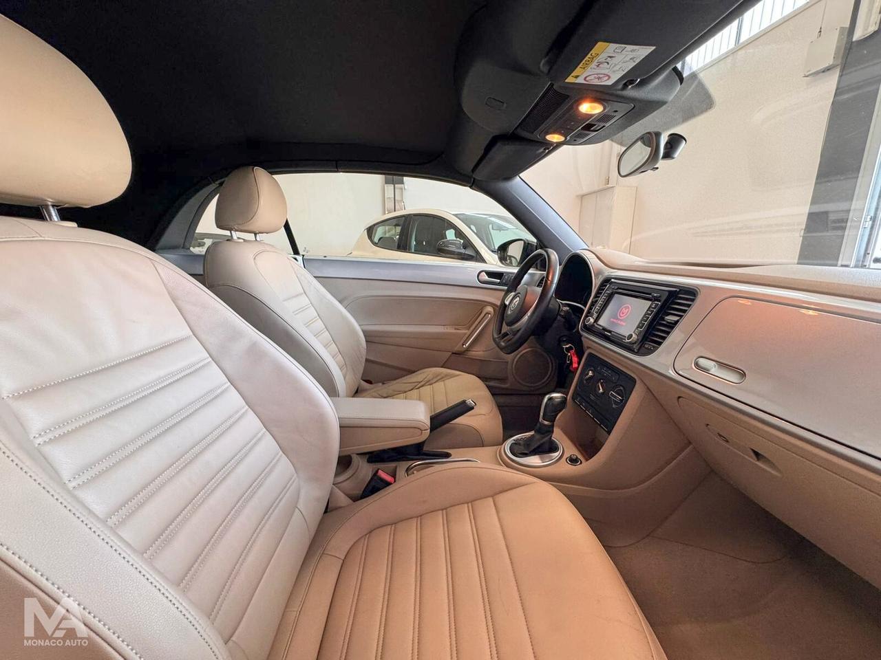 Volkswagen Maggiolino Cabrio 2.0 110cv TDI DSG Sport 2015