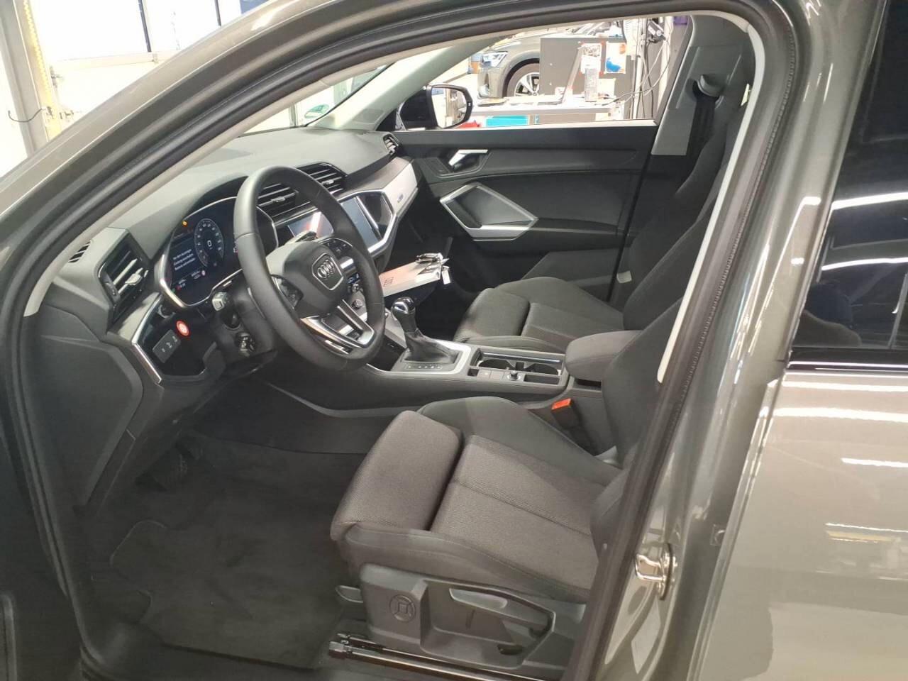 Audi Q3 35 TDI S tronic line edition