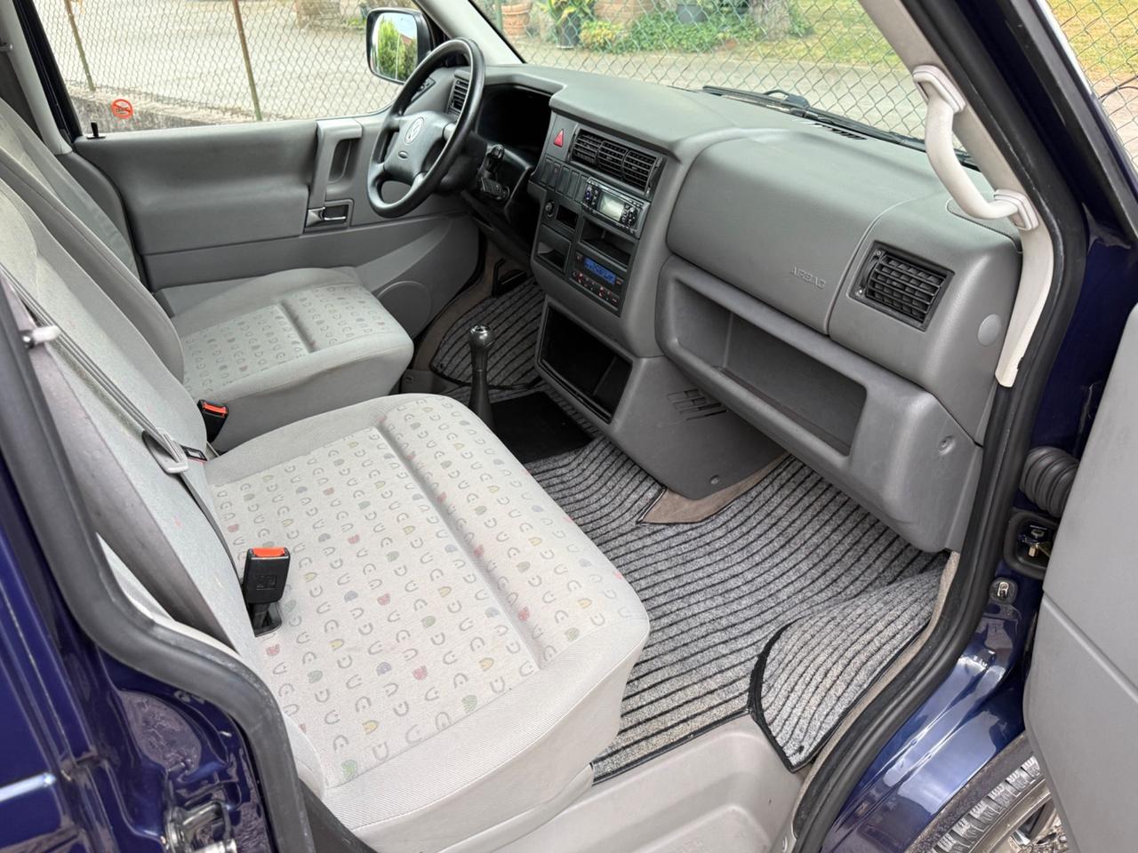 Volkswagen Caravelle/Multivan Caravelle 2.5 TDI/102CV Comfortline