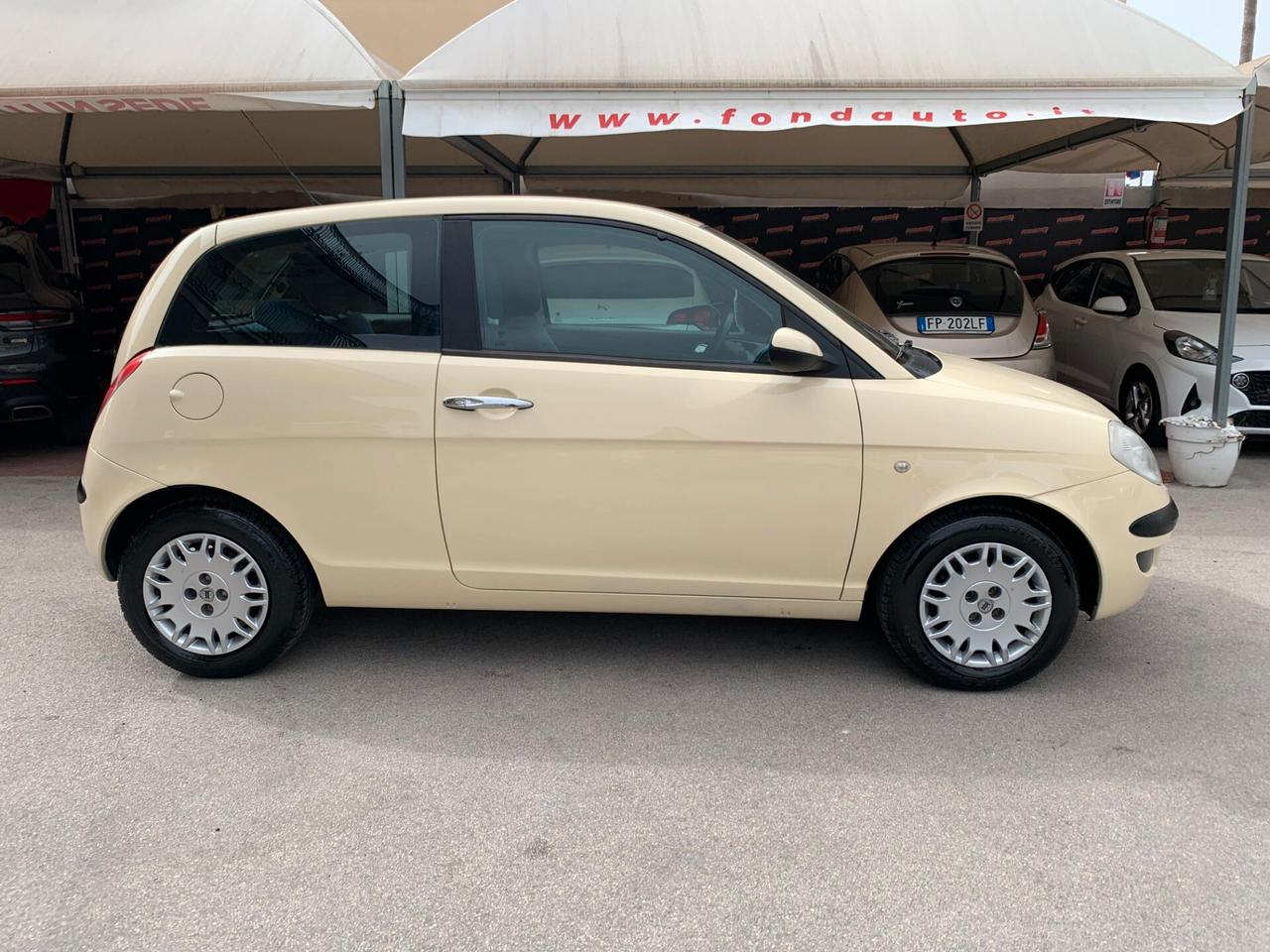 Lancia Ypsilon 1.2