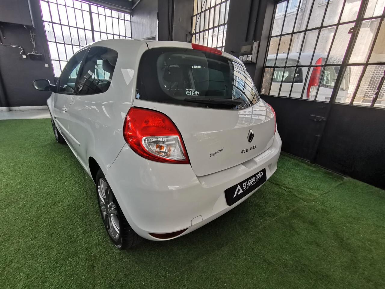 Renault Clio 1.2 16v luxe 20th NEOPATENTATI GARANZIA 12 MESI
