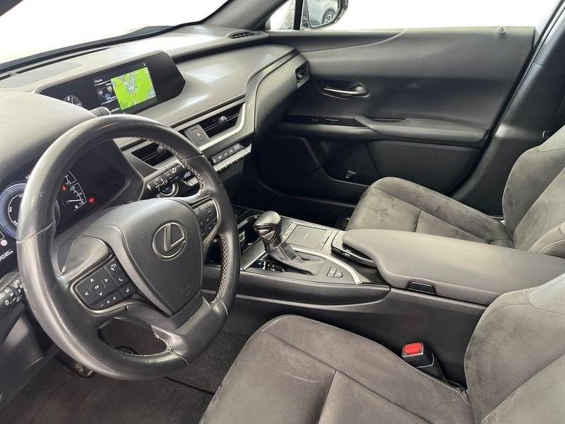 Lexus UX UX 250h 2.0 Executive 2wd cvt