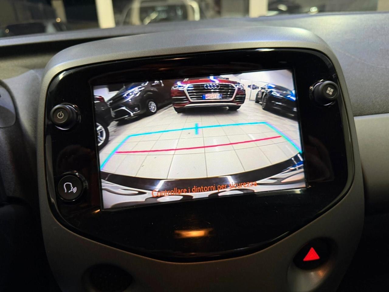 Toyota Aygo 1.0 VVT-i 72 CV 5 porte x-cite