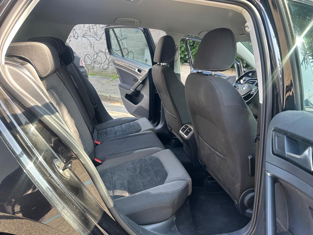 Volkswagen Golf 2.0 TDI DSG 5p. Highline BlueMotion Technology