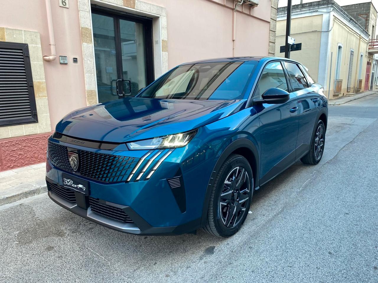 PEUGEOT 3008 ALLURE 1.2 HYBRID DSC6 136CV PELLE NAVI CAM ANNO 2025