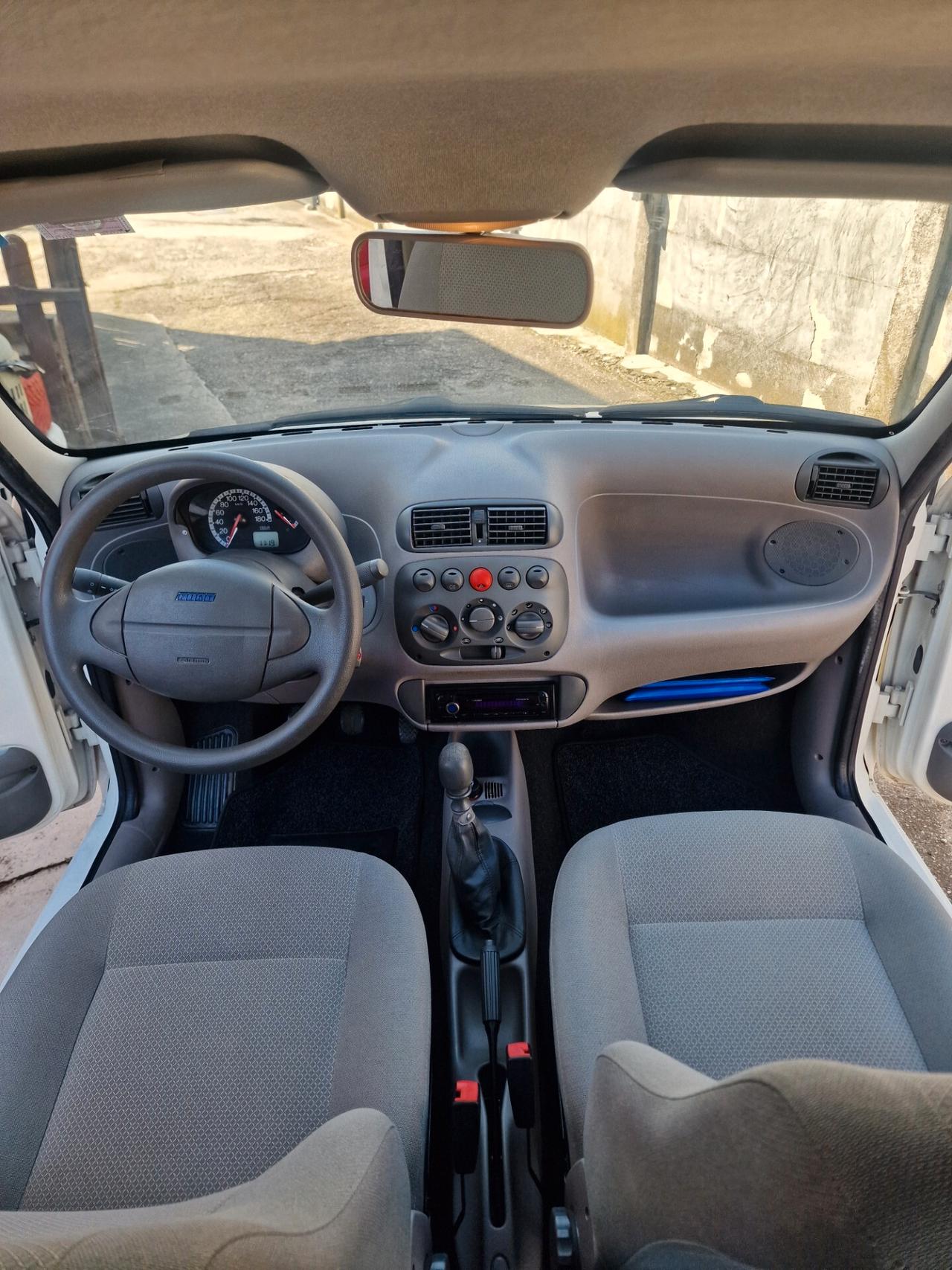Fiat 600 Distribuzione nuova.