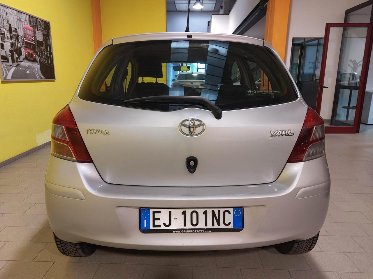 Toyota Yaris 5 Porte Yaris 5p 1.0 Now my10