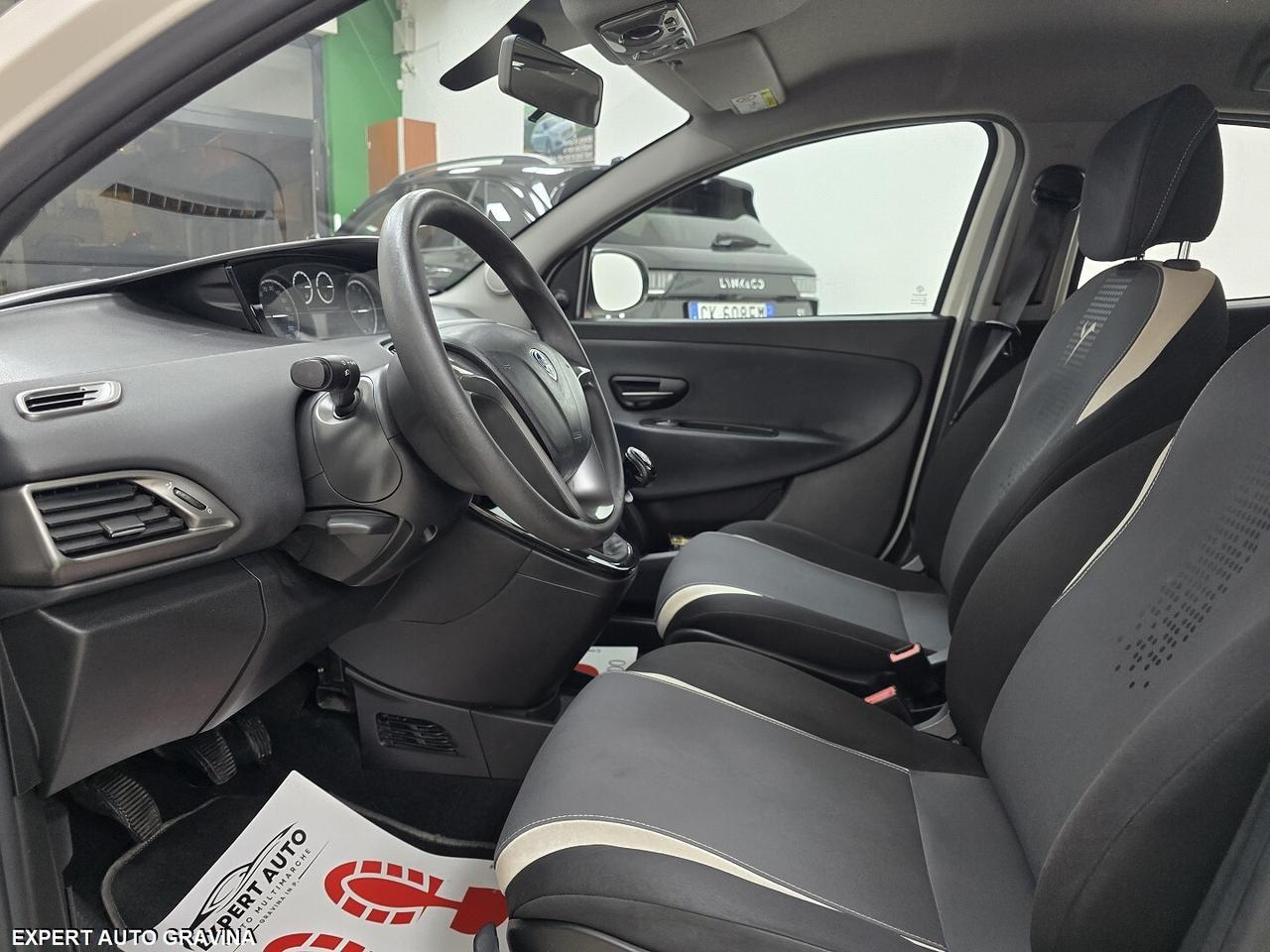 LANCIA YPSILON 1.2 69CV BENZINA