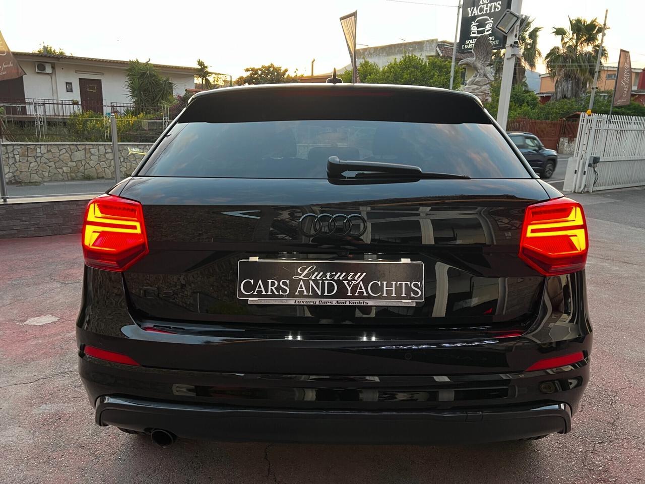 Audi Q2 30 TDI 2 X S LINE-TOTAL BLACK- 2019-FULL