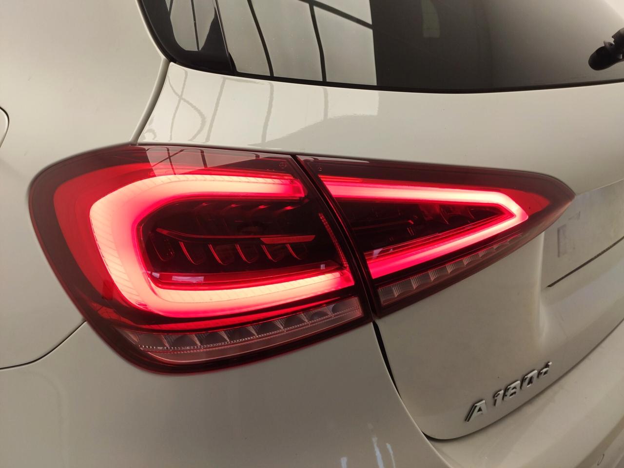 Mercedes-benz A 180 d Automatic Premium -AMG