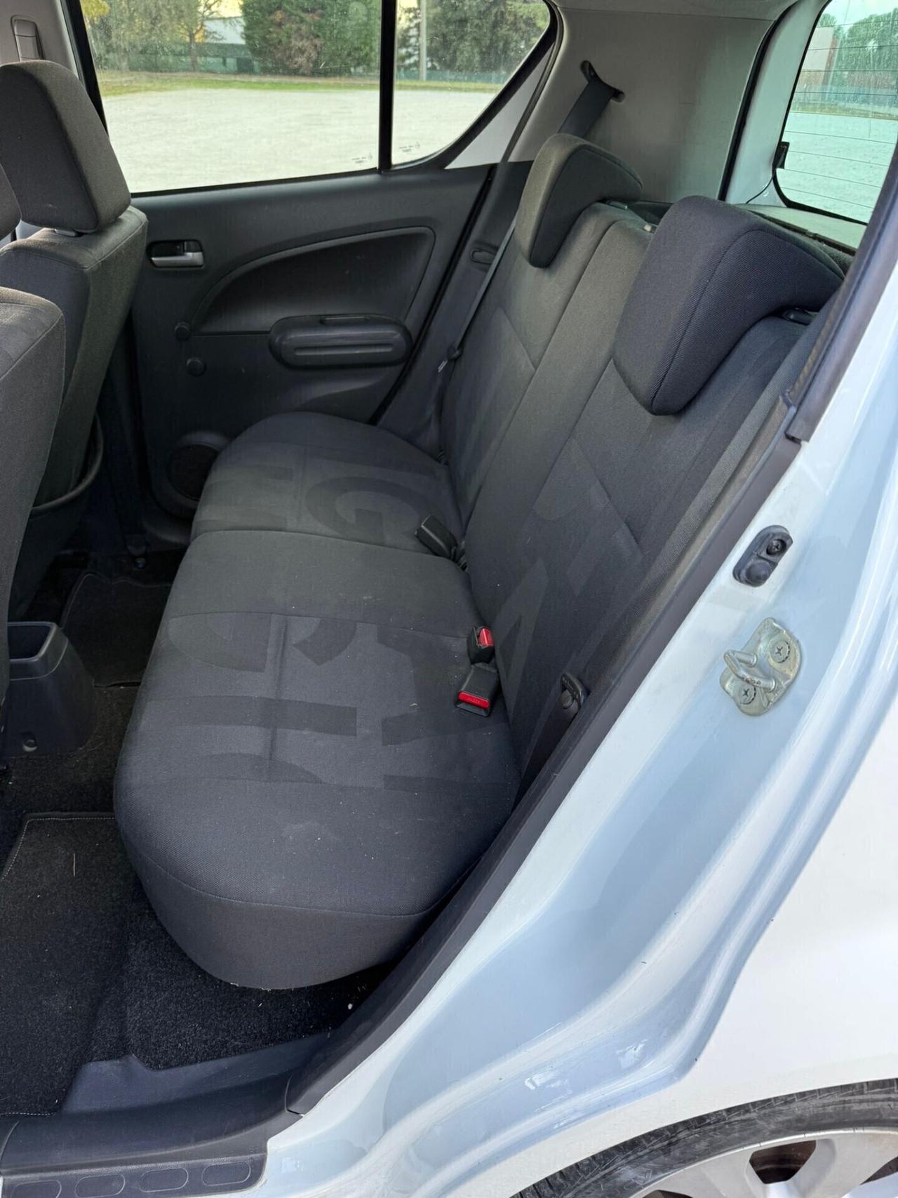 Opel Agila 1.0 benzina neopatentati UNIPRO