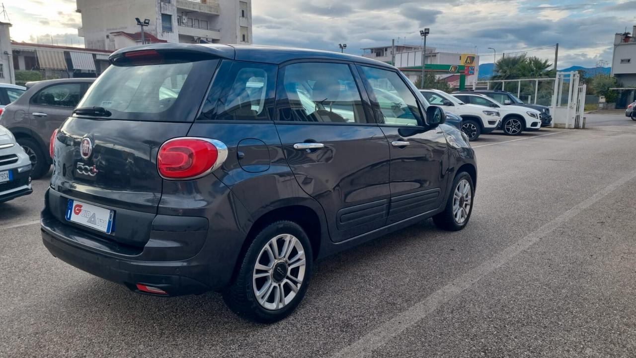 Fiat 500L Wagon 1.3 Multijet 95 CV Mirror