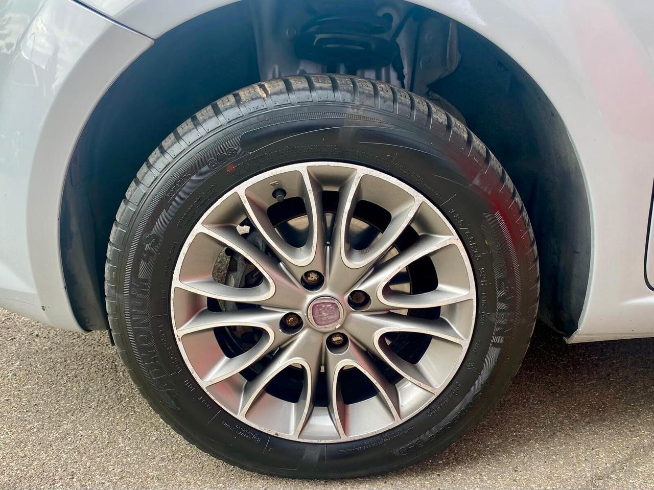 Fiat Punto Evo 1.4 5 porte Emotion Natural Power NEOPATENTATI
