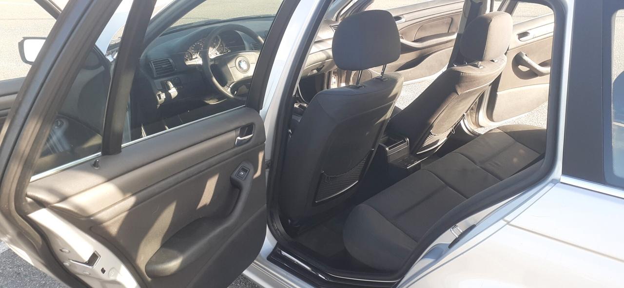 Bmw 320 320i (2.2) cat Touring Eletta