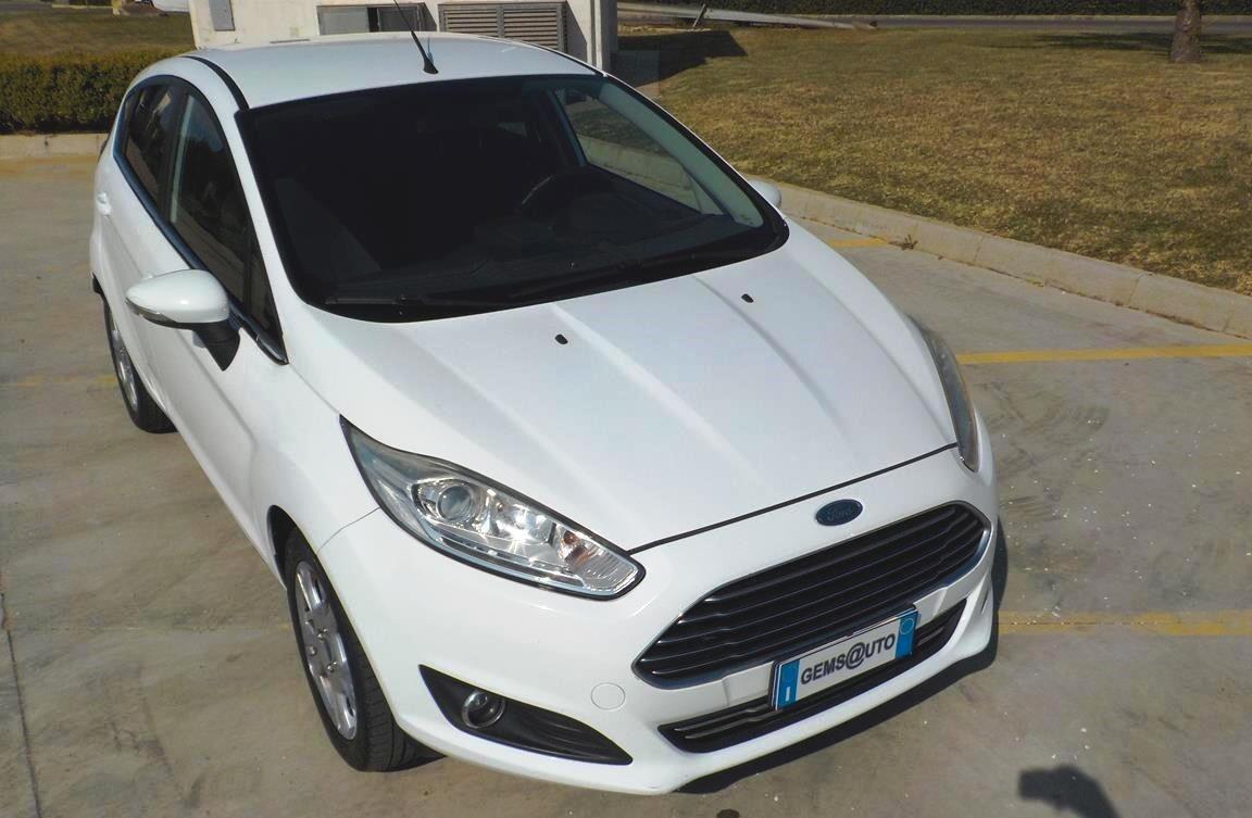 Ford Fiesta 1.5 TDCi 75CV 5 porte Titanium