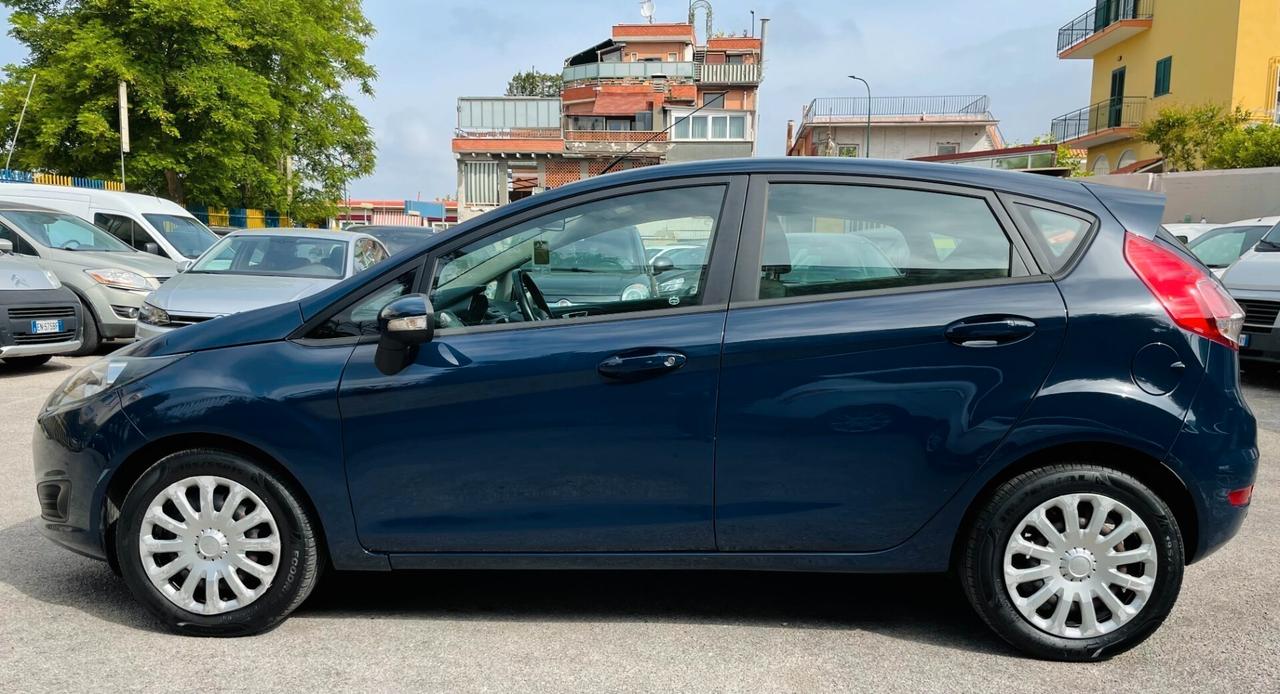Ford Fiesta 1.4 5P GPL Business - 2015