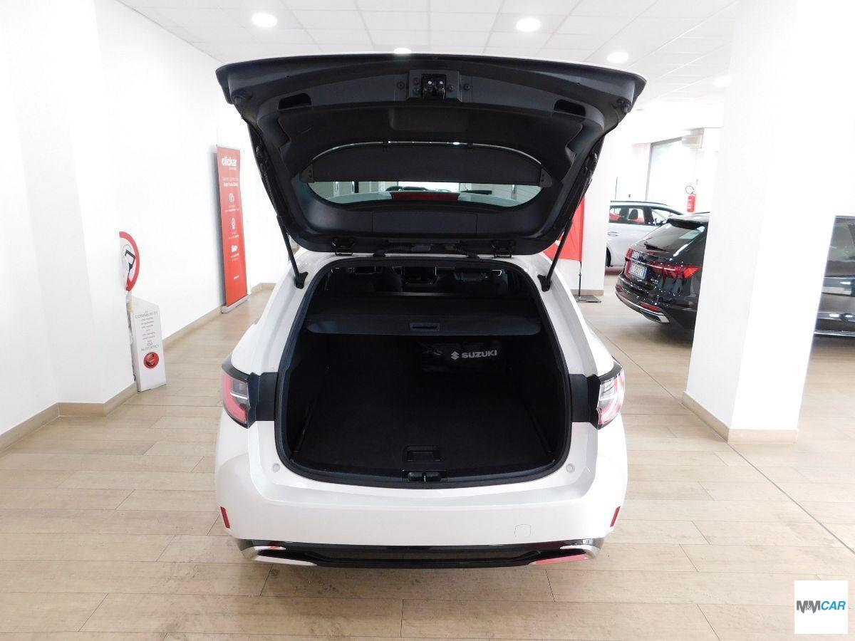 SUZUKI - Swace - 1.8 Hybrid E-CVT 2WD Top