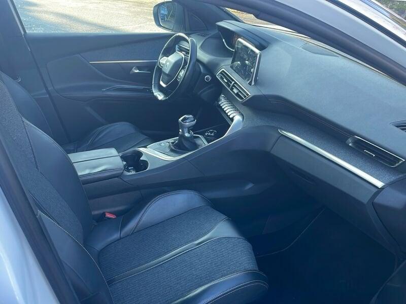 Peugeot 5008 5008 BlueHDi 130 S&S Allure