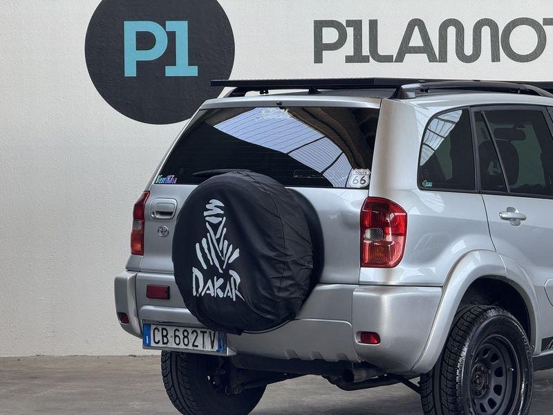 Toyota RAV4 5p 2.0 d-4d 16v ASI KIT RIALZO +4CM LUCI LED PORTAPACCHI