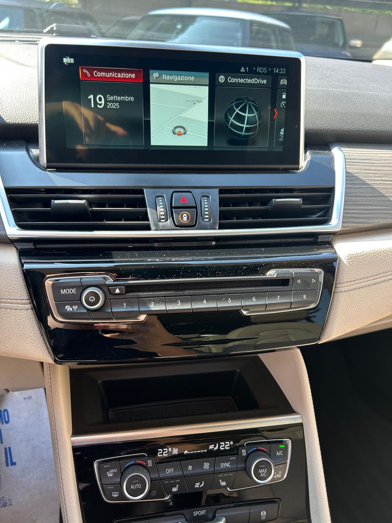 Bmw 218d Gran Tourer Luxury 7p CAMBIO AUT. PROBLEMI