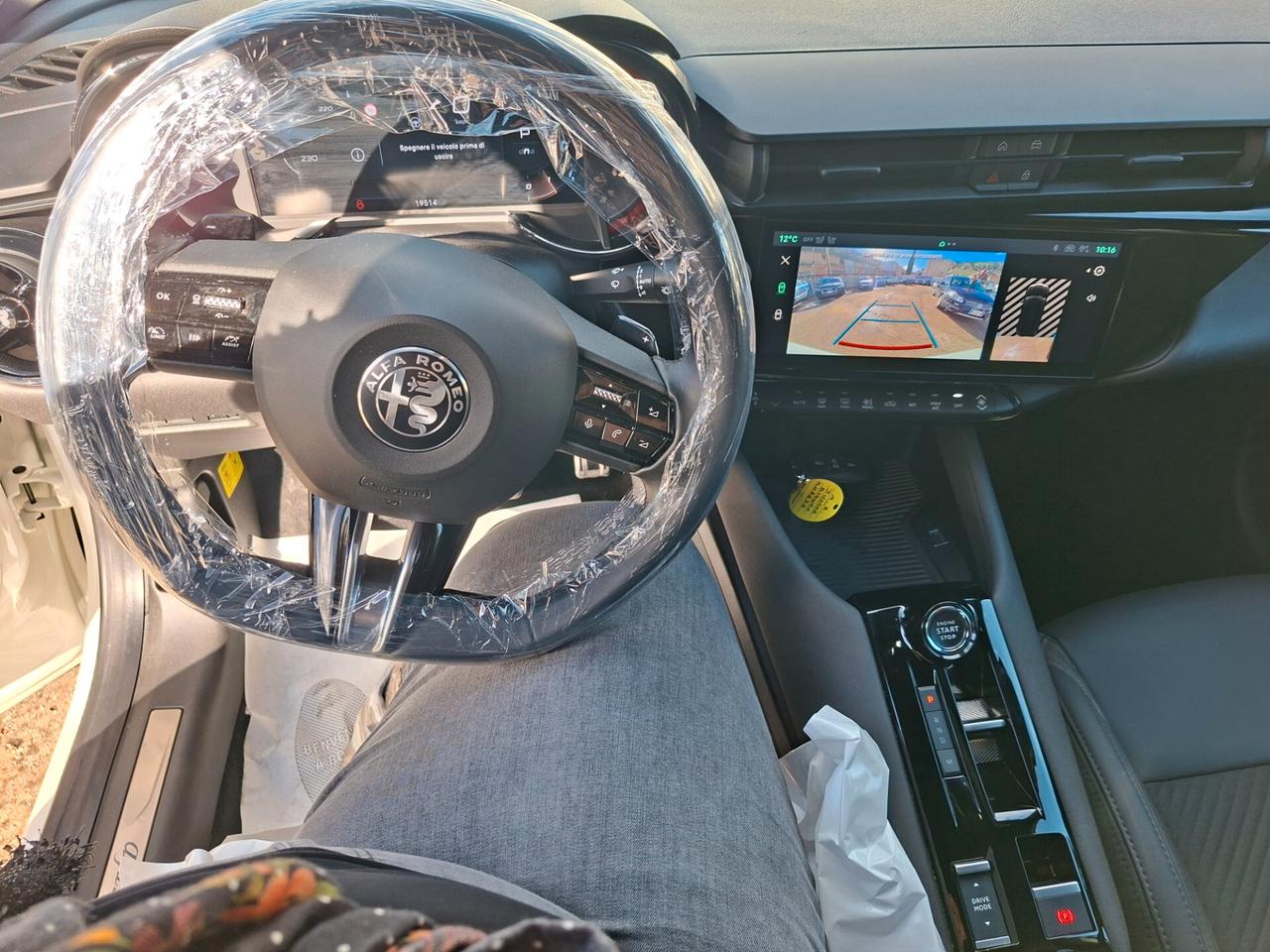 Alfa Romeo Junior 1.2 136 CV Hybrid eDCT6 Speciale