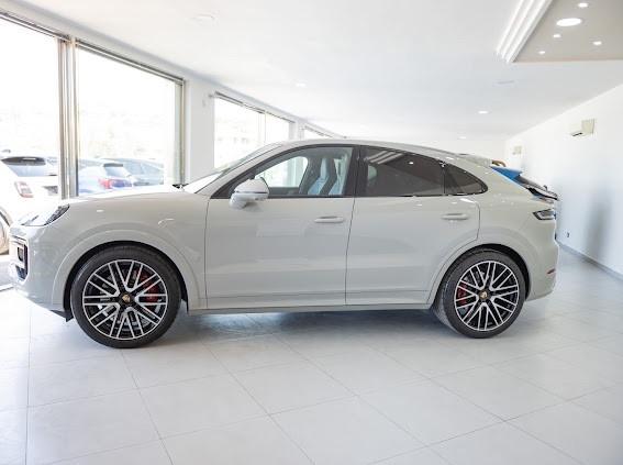 Porsche Cayenne Coupé 4.0 V8 S 2024 Grigio Gesso