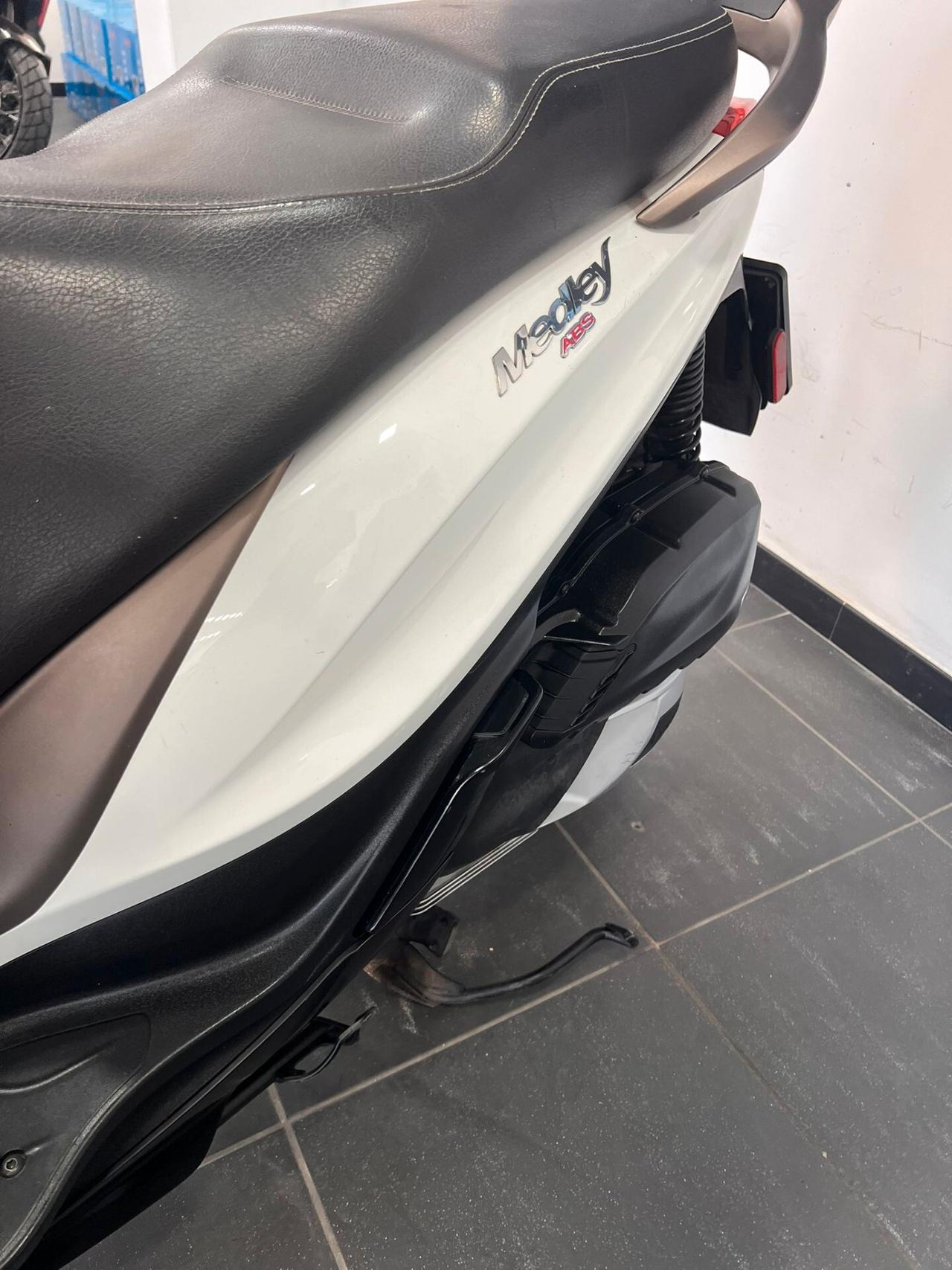 Piaggio Medley 125