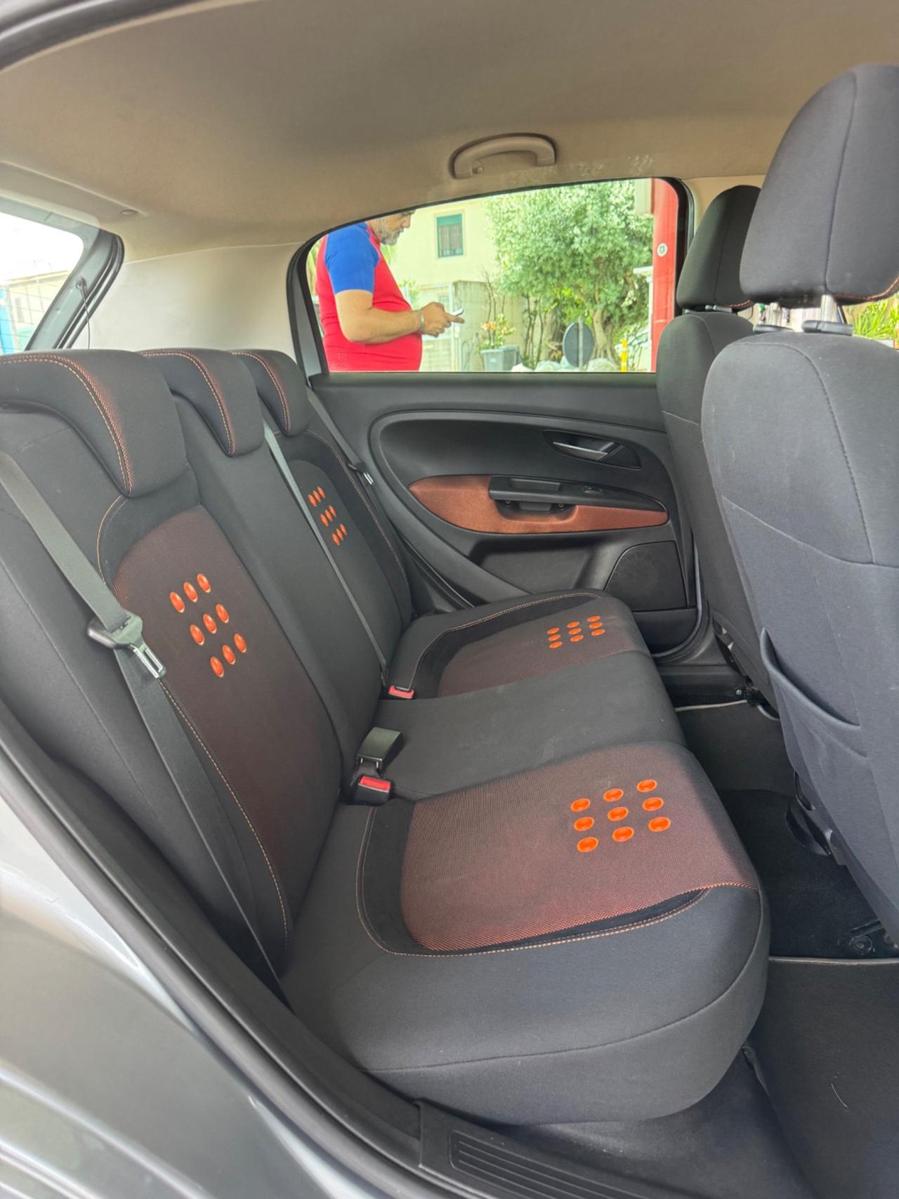 Fiat Grande Punto 1.4 Starjet 16V 5 porte Sport