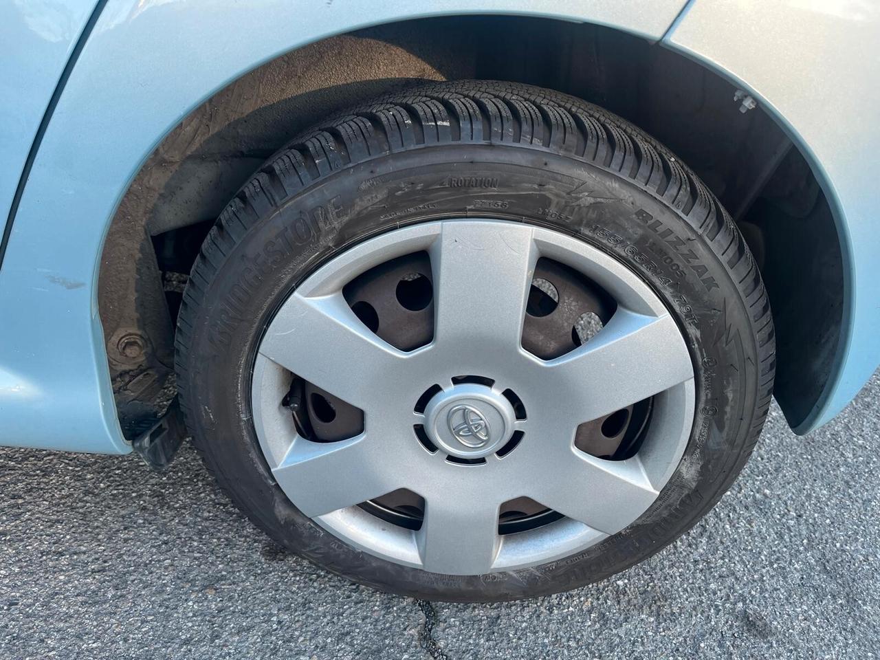 Toyota Aygo 1.0 12V VVT-i 5 porte Sol