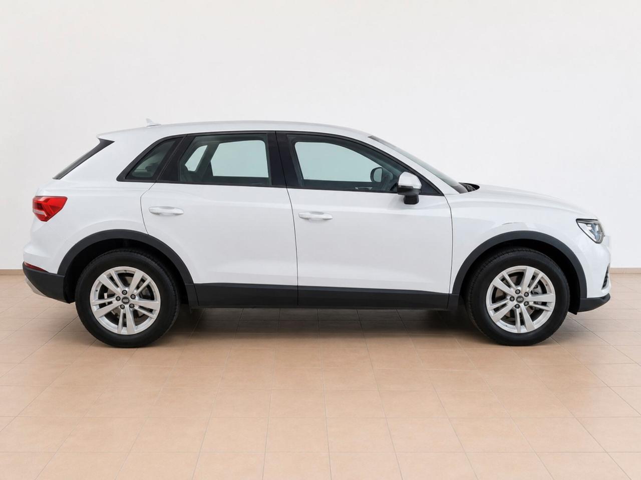 Audi Q3 35 TDI Business