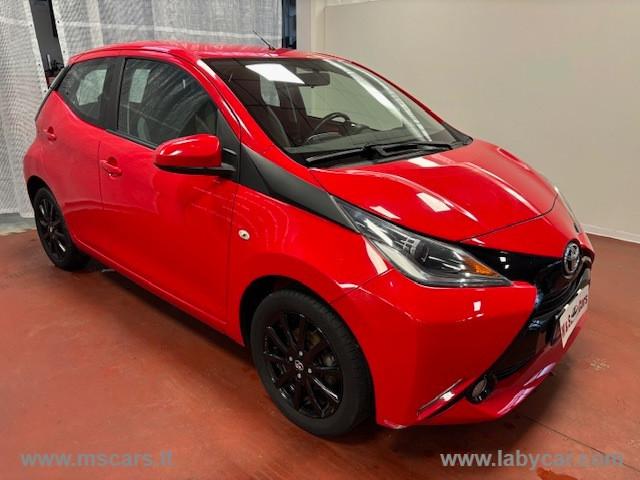 TOYOTA Aygo 1.0 VVT-i 69 CV 5p. x-cool