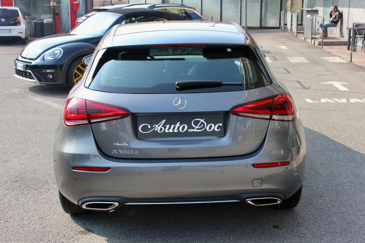 Mercedes-benz A 180 d Automatic Sport NAVY RETROCAMERA