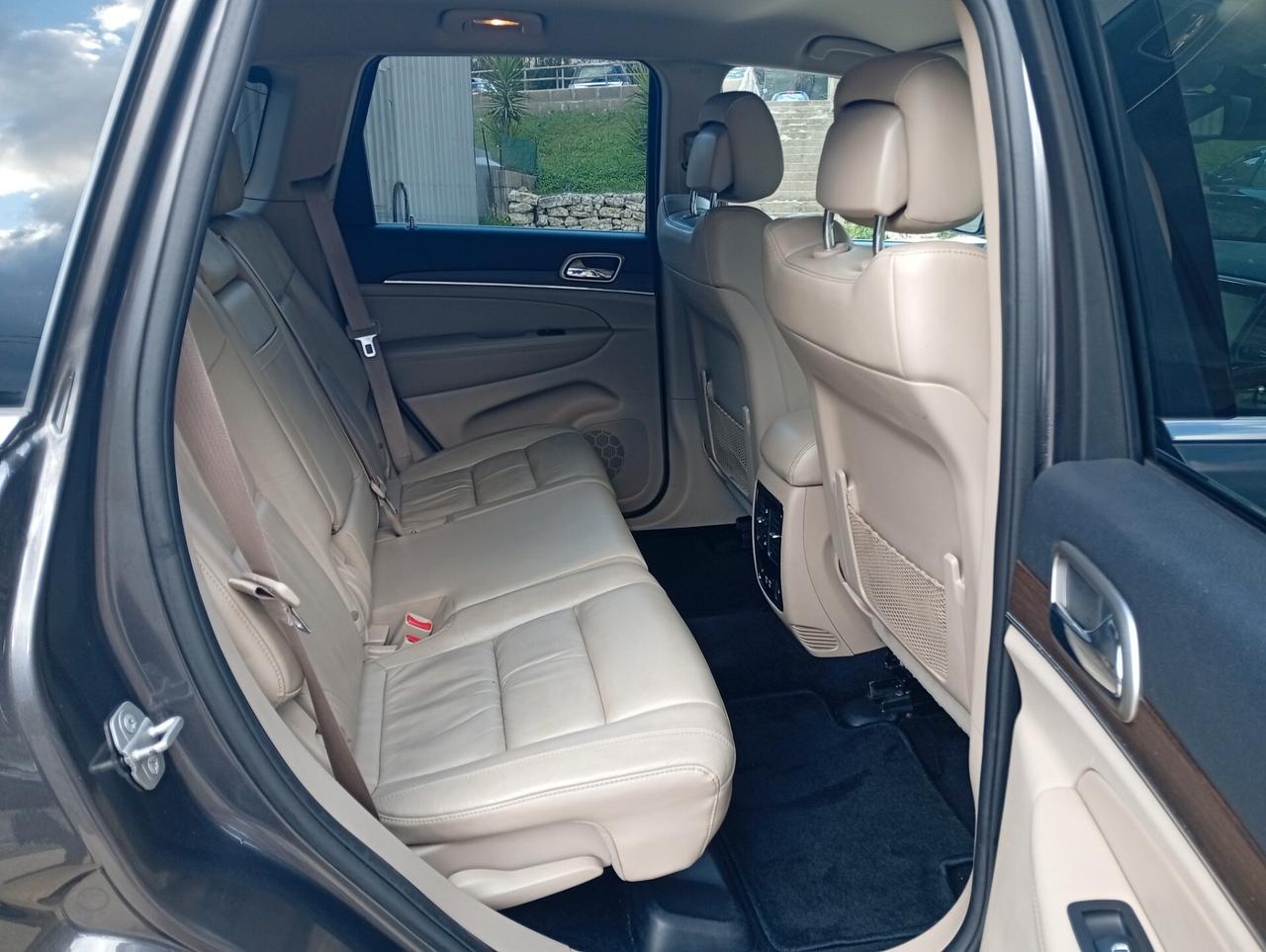 Jeep Grand Cherokee 3.0 V6 CRD 250 CV Multijet II Overland