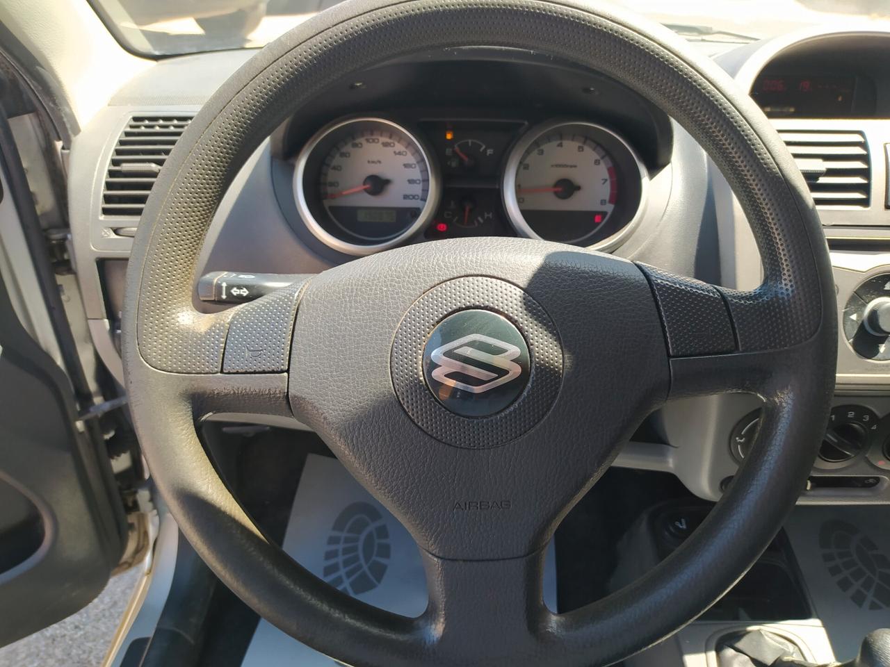 Suzuki Ignis 1.5 16V cat 4WD IMP. METANO GANCIO TRAINO