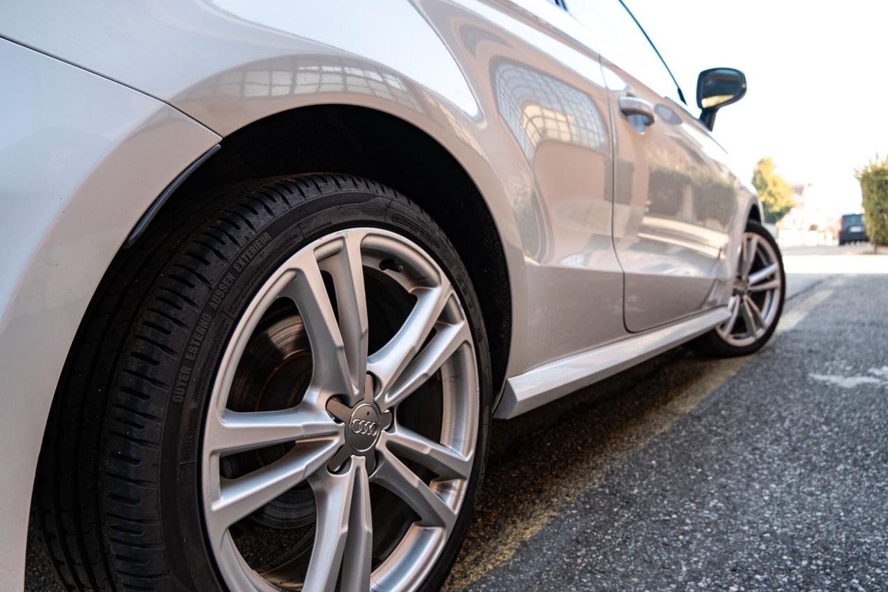 Audi S1 2.0 TFSI QUATTRO 231CV - CAMBIO MANUALE