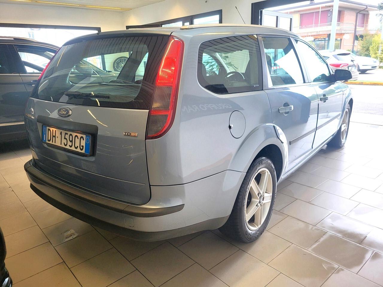 Ford Focus 1.6 TDCi 90CV Station Wagon