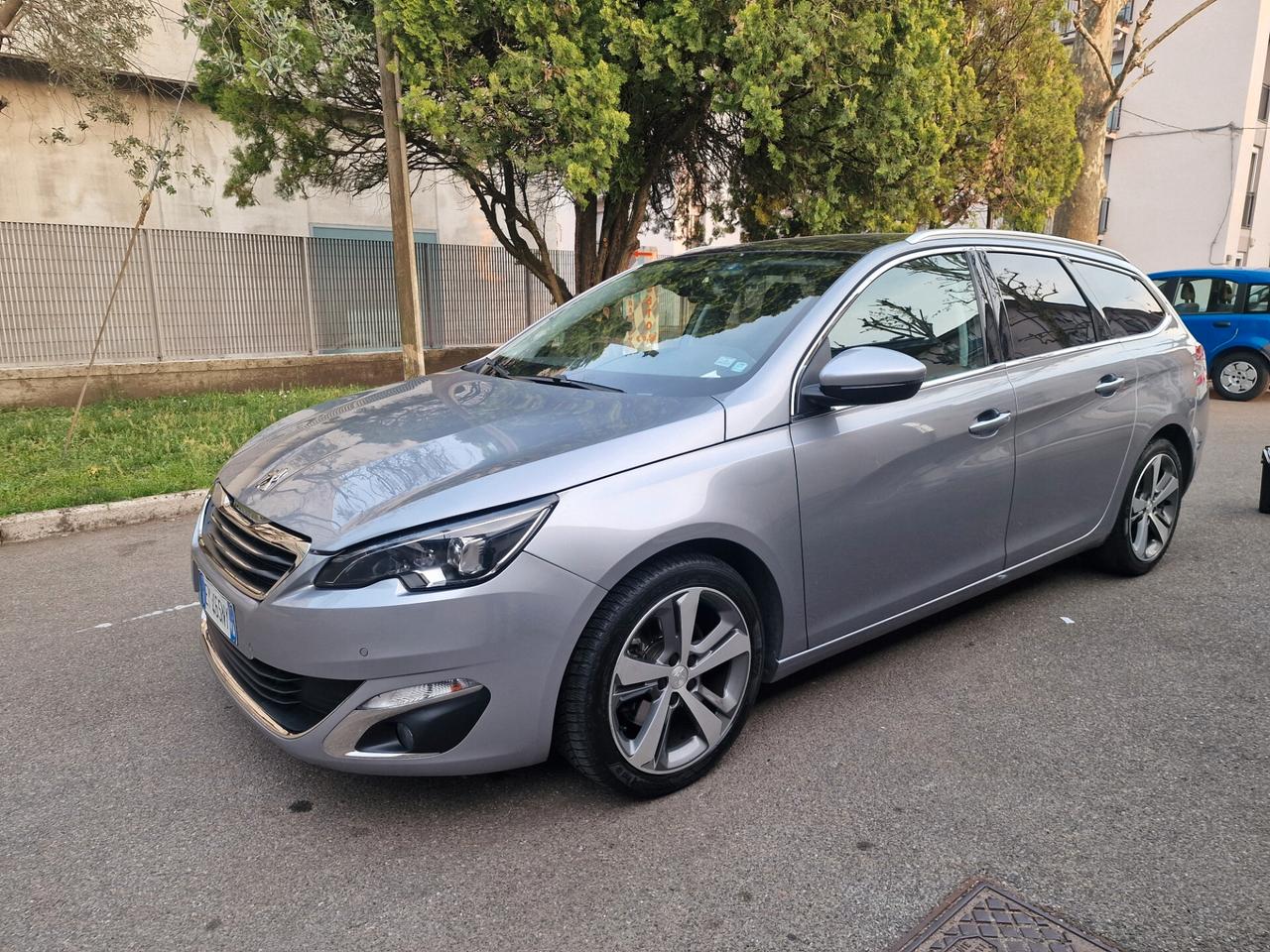 Peugeot 308 BlueHDi 150 S&S EAT6 SW Allure