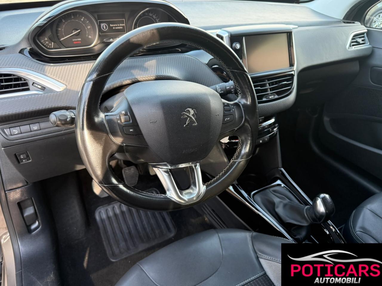 Peugeot 2008 BlueHDi 100 Allure