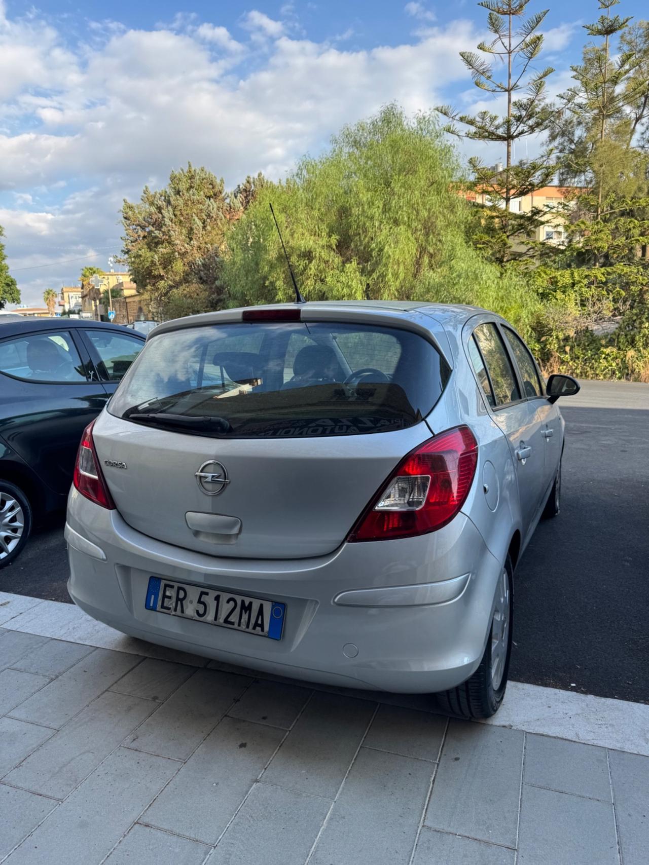 Opel Corsa 1.2 5 porte Edition