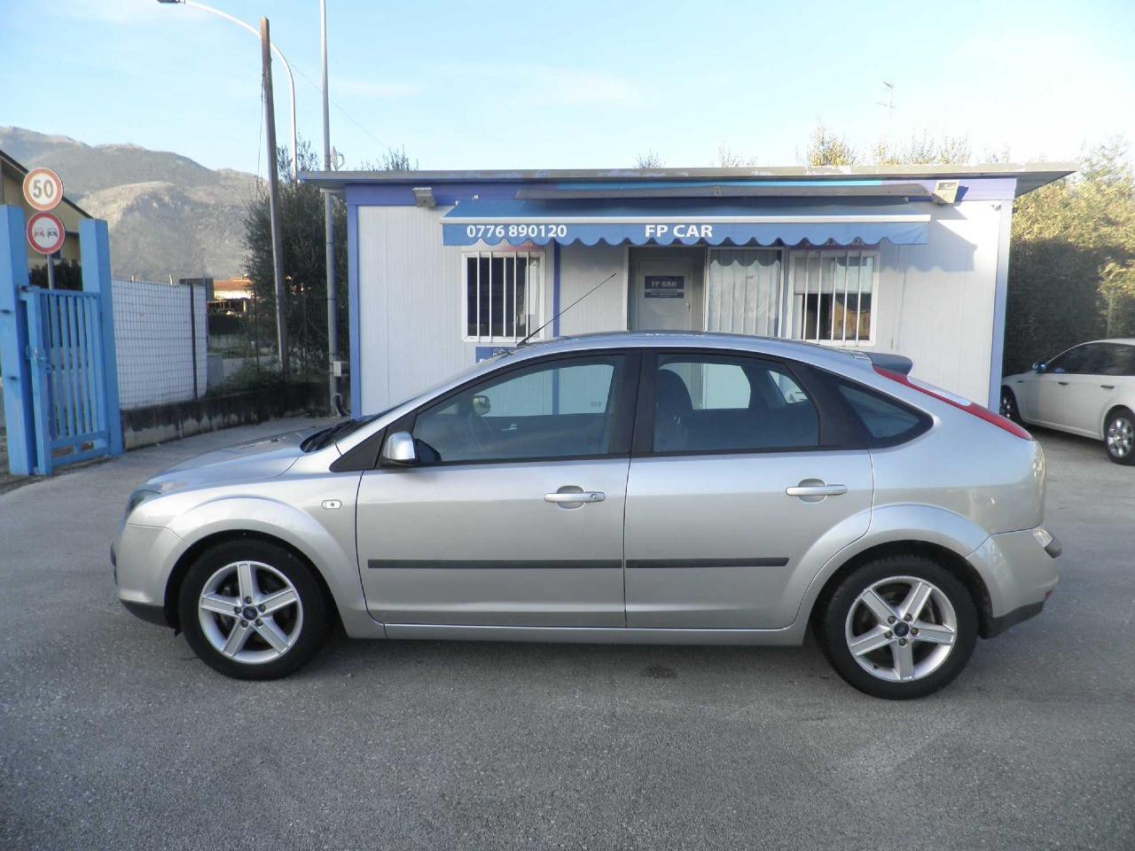 Ford Focus 5 Porte Focus 5p 1.6 tdci LE 90cv