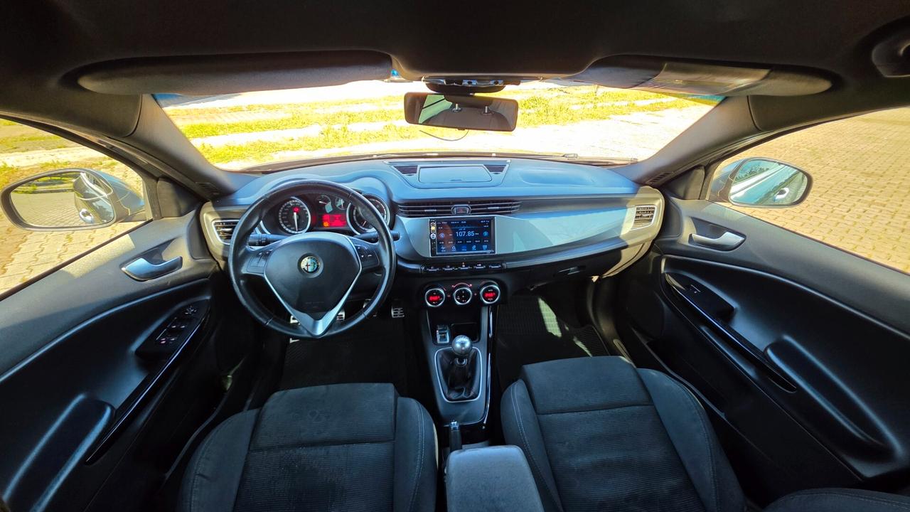 Alfa Romeo Giulietta 2.0 JTDm-2 140 CV Distinctive