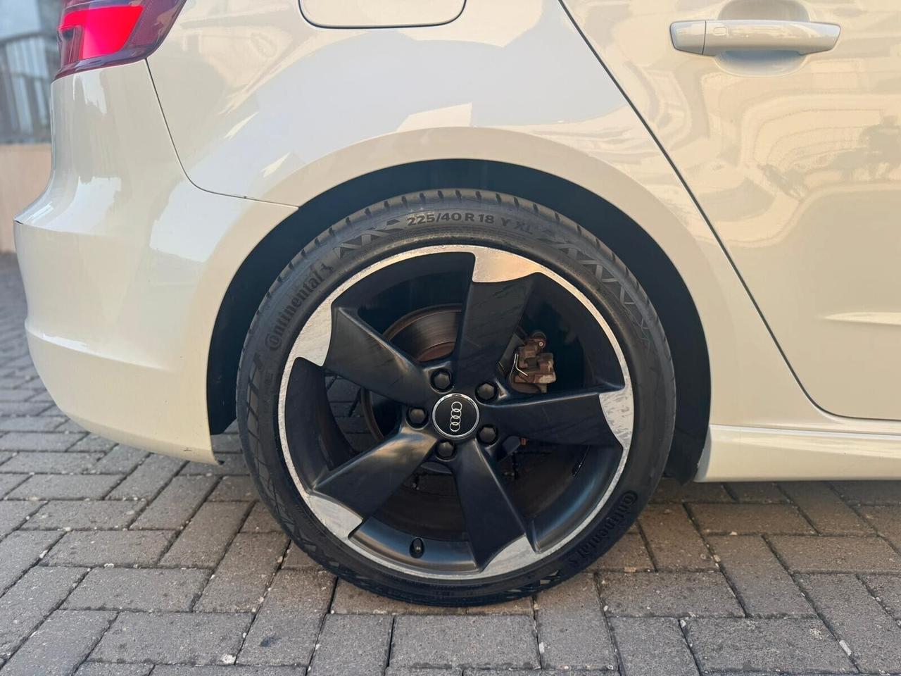 Audi A3 SPB 2.0 TDI 150 CV S TRONIC S LINE,FULL